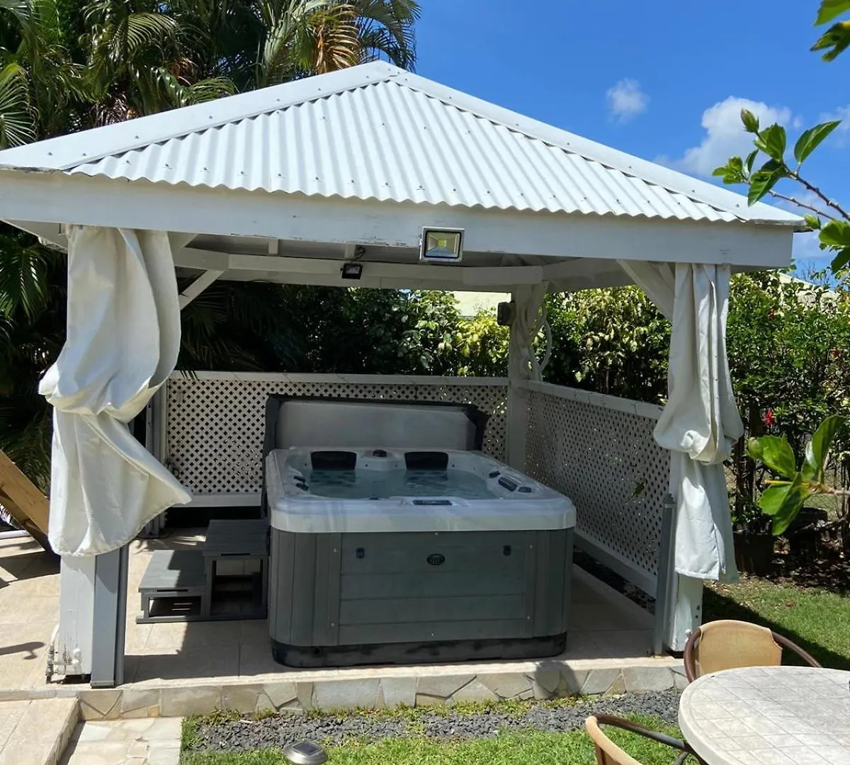 Bungalow Mango Port-Louis Casa vacanze